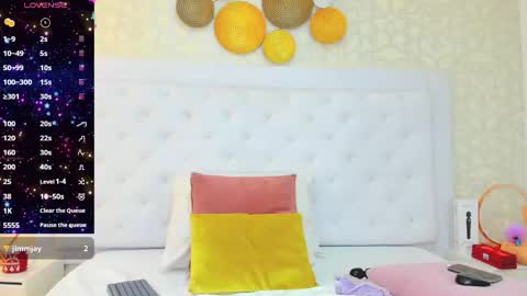 Frehia   online show from December 2025 02:50:02 AM