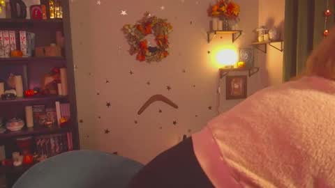 Snapshot of french_devotion chatting on December 2024 08:42:01 PM Louise or Lou 3 online show from December 2024 08:42:01 PM