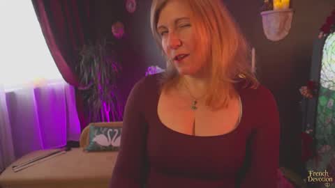 Snapshot of french_devotion chatting on February 2026 10:47:02 AM Louise or Lou 3 online show from February 2026 10:47:02 AM