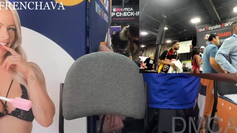 Snapshot of frenchava chatting on October 2025 06:35:02 PM Ava online show from October 2025 06:35:02 PM