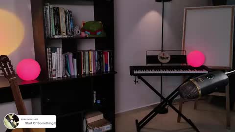 Vale online show from September 2025 02:22:02 AM