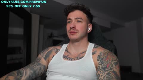 Snapshot of frewfun chatting on December 2025 12:05:01 AM cameron online show from December 2025 12:05:01 AM