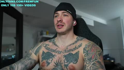 Snapshot of frewfun chatting on April 2026 07:25:02 PM cameron online show from April 2026 07:25:02 PM