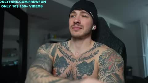 Snapshot of frewfun chatting on April 2026 07:07:01 PM cameron online show from April 2026 07:07:01 PM