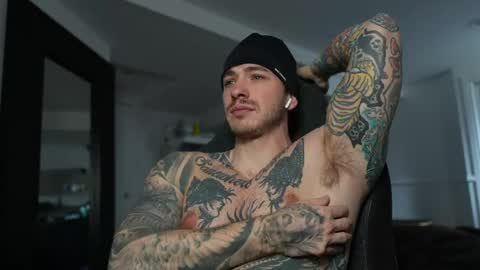 Snapshot of frewfun chatting on April 2026 08:46:02 PM cameron online show from April 2026 08:46:02 PM