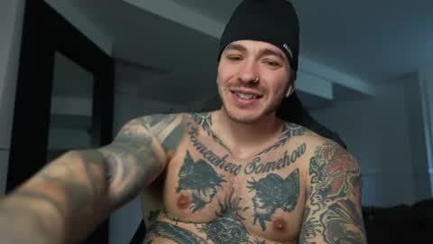 Snapshot of frewfun chatting on April 2026 11:26:02 AM cameron online show from April 2026 11:26:02 AM