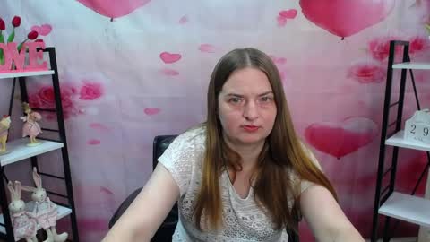 FreyaDak online show from April 2026 06:03:02 PM
