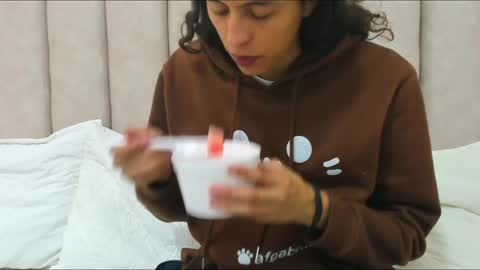 Snapshot of freyamoller_ chatting on February 2026 07:24:02 PM FreyaMoller online show from February 2026 07:24:02 PM