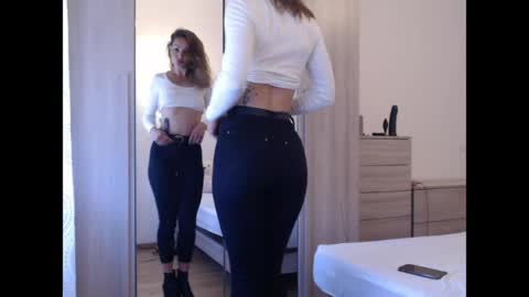 FreyaMuse online show from April 2026 09:45:01 AM