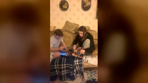 freyaspilberg online show from February 2026 06:57:02 PM