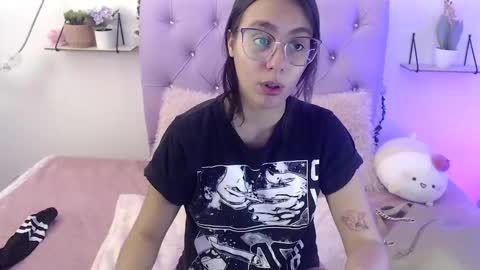 Snapshot of freyja_01 chatting on March 2025 10:02:02 PM Freyja online show from March 2025 10:02:02 PM