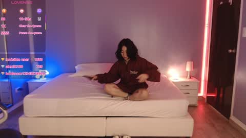 frida_lassi_ online show from January 2025 05:40:02 PM