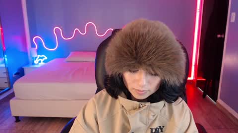 frida_lassi_ online show from February 2025 01:32:02 AM