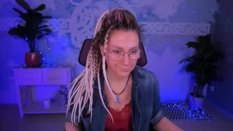 Frida Tander online show from March 2026 05:00:02 AM