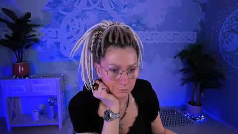 Frida Tander online show from April 2026 05:23:01 AM