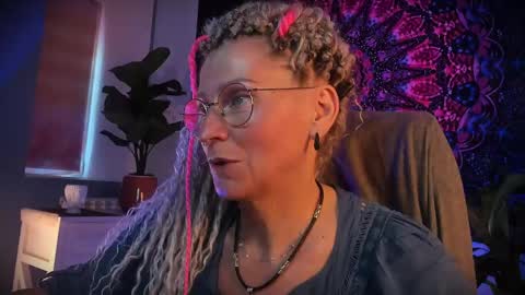 Frida Tander online show from May 2026 05:15:01 AM