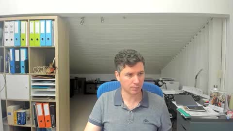 Snapshot of frikits chatting on December 2025 07:40:02 PM Francois online show from December 2025 07:40:02 PM