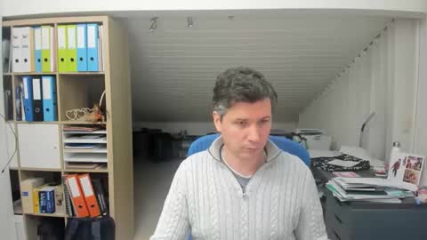 Snapshot of frikits chatting on January 2026 06:57:02 PM Francois online show from January 2026 06:57:02 PM