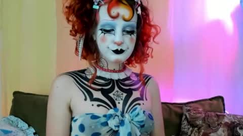 Snapshot of friskyflowers chatting on April 2026 10:16:01 PM cherry online show from April 2026 10:16:01 PM