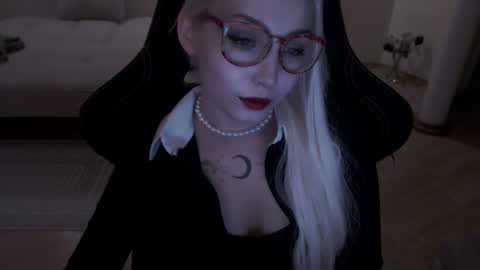 Lilith online show from March 2026 09:18:02 PM