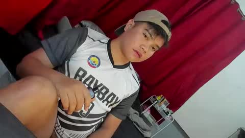 Snapshot of frostbite_69 chatting on September 2025 01:17:01 AM GABBY online show from September 2025 01:17:01 AM