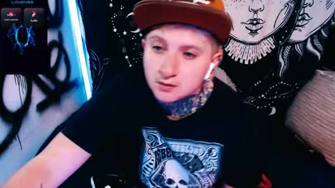          HEHIM  online show from May 2026 07:01:02 PM
