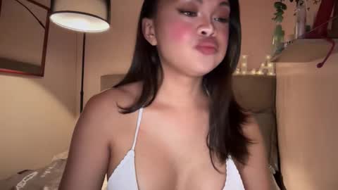 Snapshot of fuckalicious_ella chatting on May 2026 06:37:02 PM ella online show from May 2026 06:37:02 PM