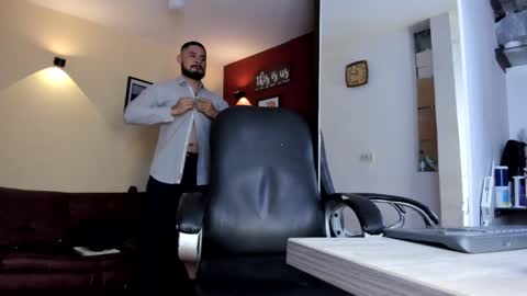 SERGIO THE SEX LAWYER online show from April 2026 03:20:01 AM