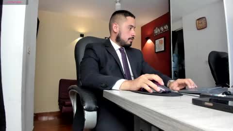 SERGIO THE SEX LAWYER online show from May 2026 03:57:02 AM