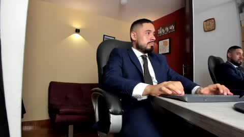 SERGIO THE SEX LAWYER online show from May 2026 04:52:01 AM