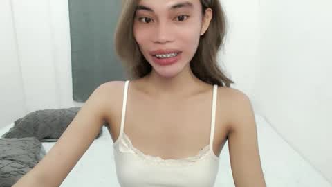 fuckingsexy143 online show from November 2025 01:05:01 AM