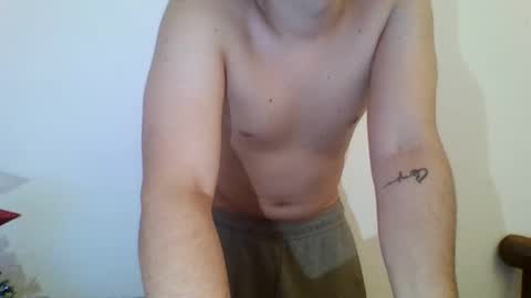 Snapshot of fuckmales chatting on December 2025 05:33:02 PM fuckmales online show from December 2025 05:33:02 PM