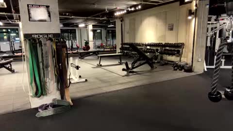 Muscle Bear Jock in Training online show from February 2025 08:32:02 AM