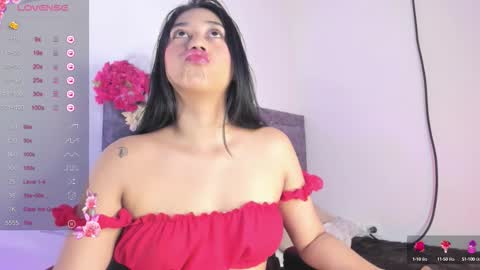 laura - Independent model online show from September 2025 03:24:02 PM