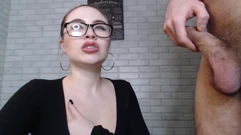 Snapshot of fuckyoursecretary chatting on February 2025 02:30:01 PM fuckyoursecretary online show from February 2025 02:30:01 PM