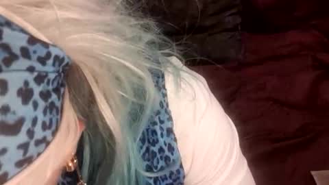 Snapshot of full4cefull chatting on September 2025 10:09:02 AM Pizzaz online show from September 2025 10:09:02 AM