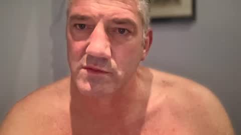 fullback_15 online show from October 2025 08:51:02 AM