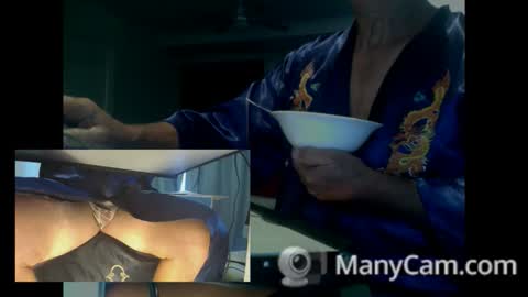 Snapshot of fullballbag chatting on December 2025 12:31:02 AM fullballbag online show from December 2025 12:31:02 AM