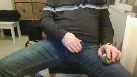 Snapshot of fullballs11 chatting on January 2025 04:12:02 PM fullballs11 online show from January 2025 04:12:02 PM