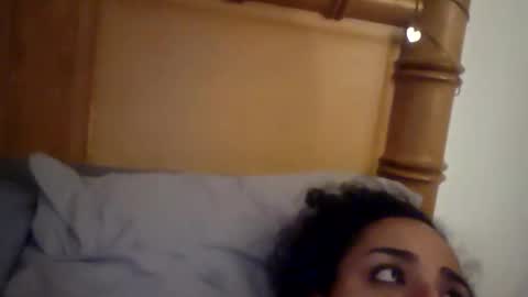 Snapshot of fulluforever chatting on February 2026 09:37:01 AM Astrid online show from February 2026 09:37:01 AM