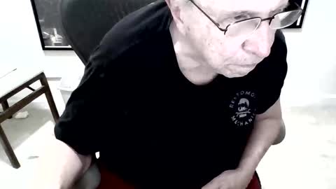 funclemike online show from April 2026 04:00:01 AM