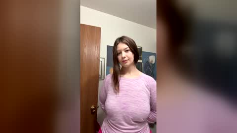 Linnys Palace online show from March 2026 04:32:02 PM