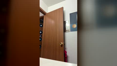 Linnys Palace online show from March 2026 05:06:01 PM