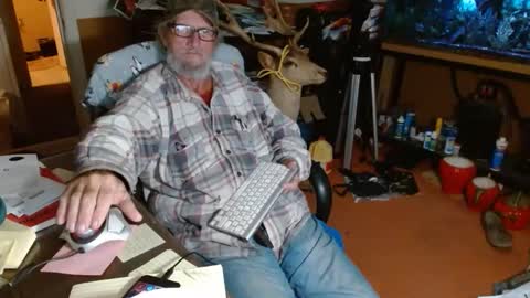 mike online show from November 2025 05:18:02 AM