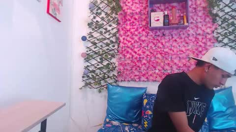 Snapshot of funny_and_horny chatting on September 2025 07:28:02 PM funny_and_horny online show from September 2025 07:28:02 PM