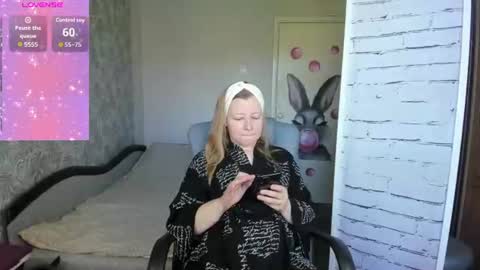 funny_bunny4 online show from August 2026 02:26:02 PM