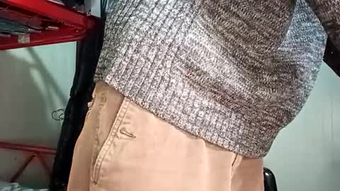 Italian men online show from December 2025 10:57:02 AM