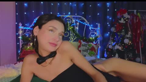 Snapshot of funny_whotsss chatting on December 2024 04:27:02 AM Tiffany online show from December 2024 04:27:02 AM