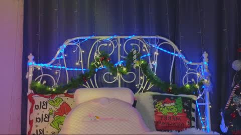 Snapshot of funny_whotsss chatting on January 2025 02:27:02 AM Tiffany online show from January 2025 02:27:02 AM