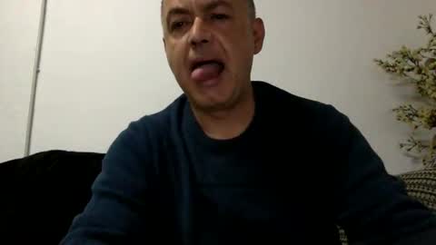 Snapshot of futbolin95 chatting on May 2026 05:31:02 PM futbolin95 online show from May 2026 05:31:02 PM